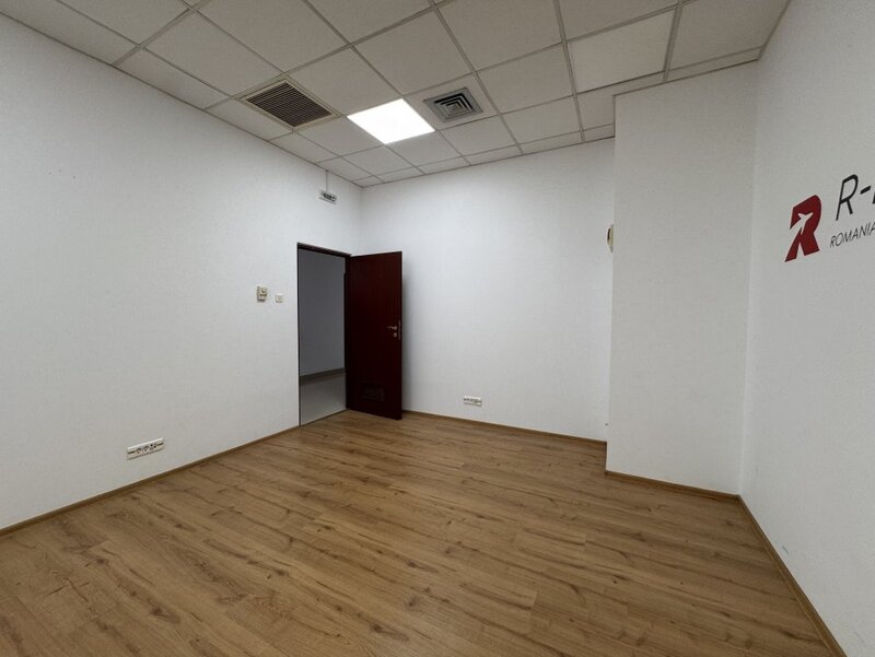 Cotroceni Business Center /disponibilitati 100-130 mp / acces stradal / metrou