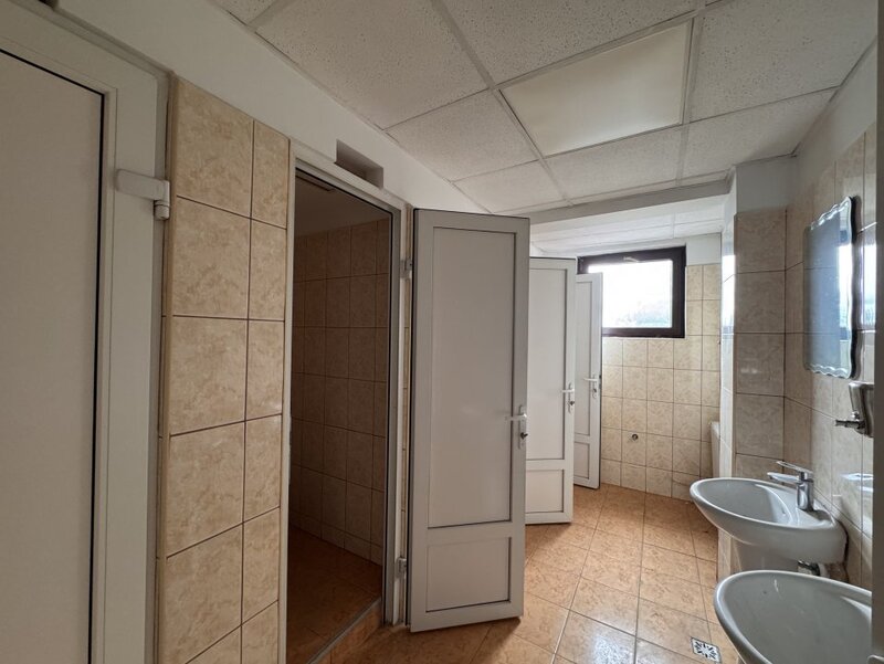 Cotroceni Business Center /disponibilitati 100-130 mp / acces stradal / metrou